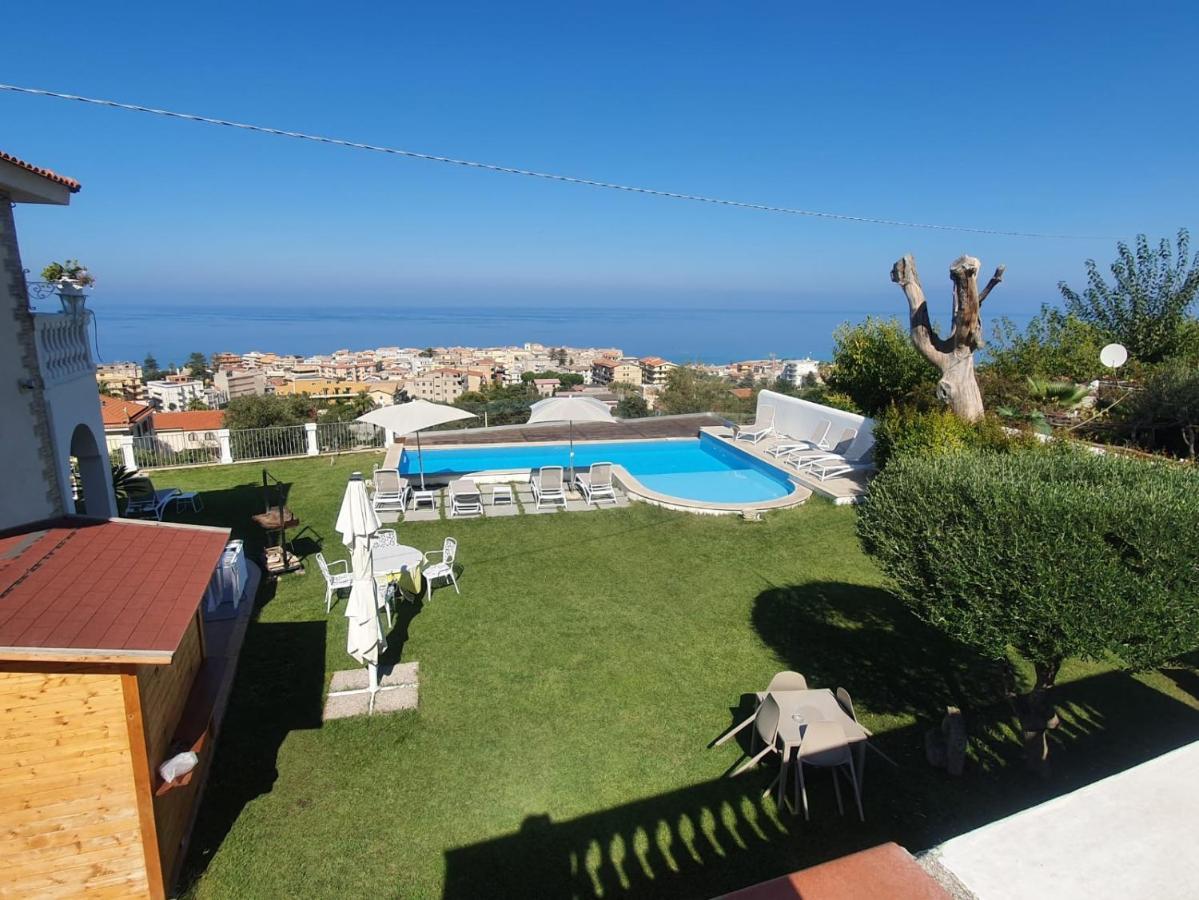 Appartamenti Borgo Panoramico N 5 Tropea Exterior foto